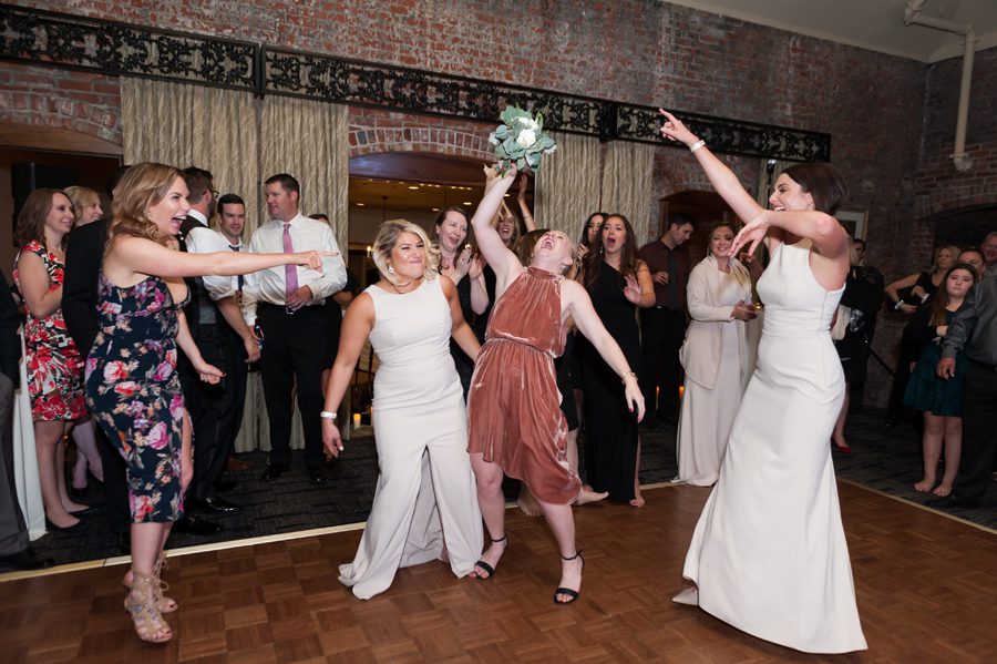Wedding Reception at the Herrington Inn – epic bouquet toss