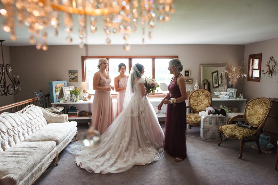 Elburn wedding photographer – western suburbs