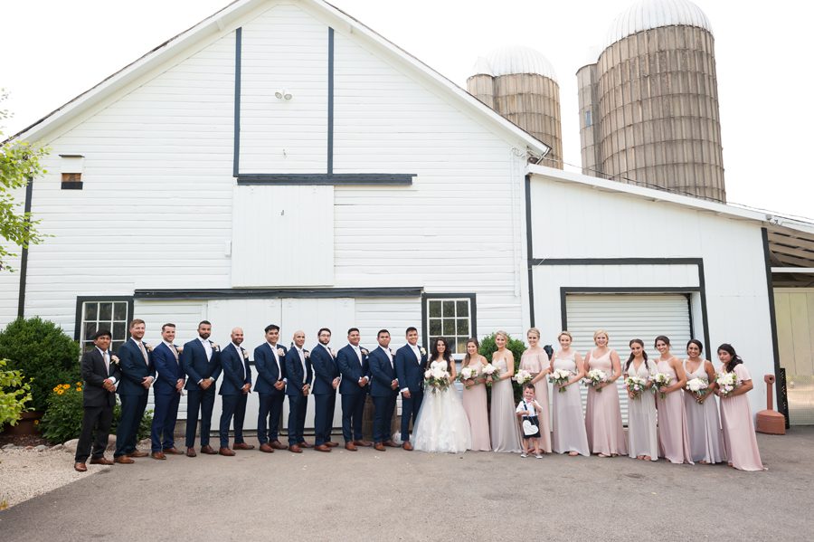 bride and groom photos at heritage prarie farm – elite photo
